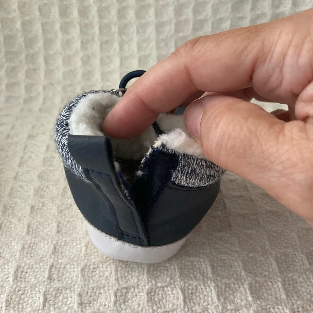 Baby Gap Boys Soft Sole Sherpa Like Lined Shoes